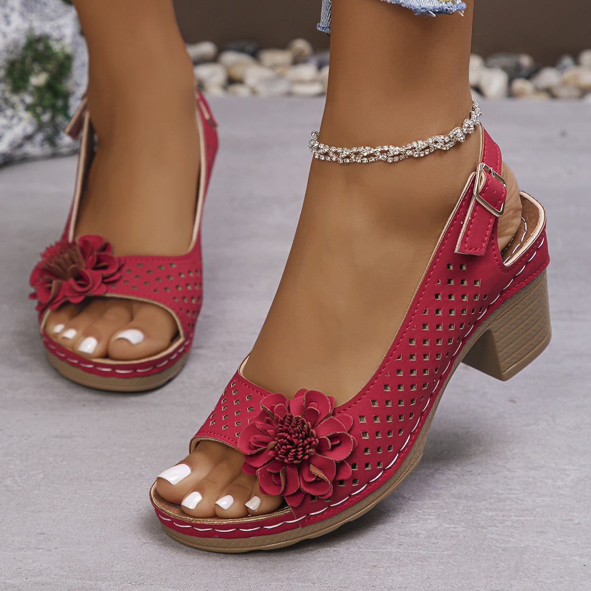 Plus Size Flower Casual Buckle Solid Color High Heel Sandals